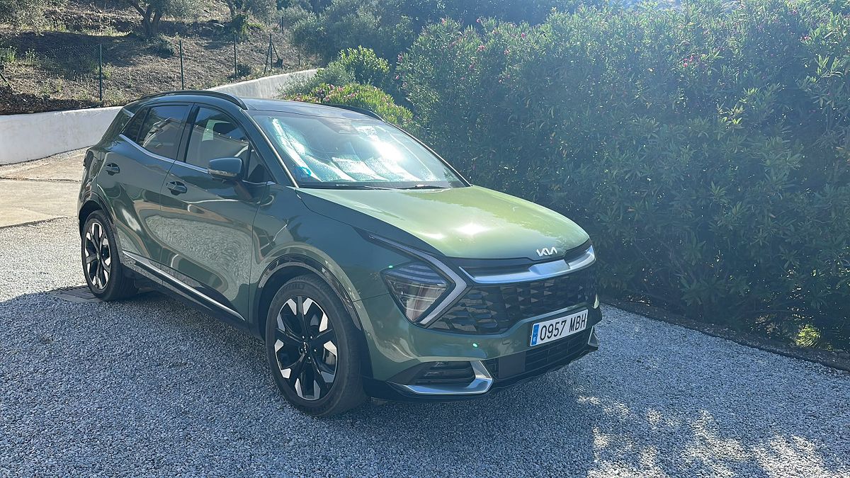 COMING SOON KIA SPORTAGE DESIGN PHEV 1,6 AUTO 4X4 SPANISH LHD IN SPAIN 23000 MILES 2022